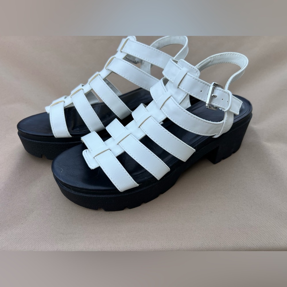 Black and White Chunky Platform Sandals NWOT